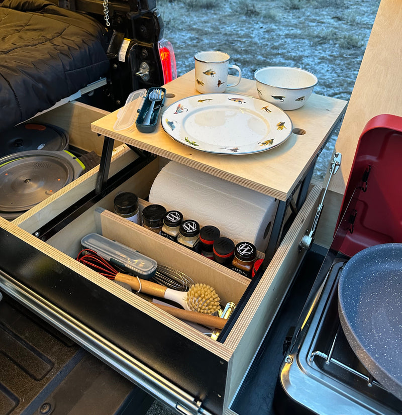 2023 Toyota Tacoma with Alu-Cab Contour Canopy 6ft bed — photo 9