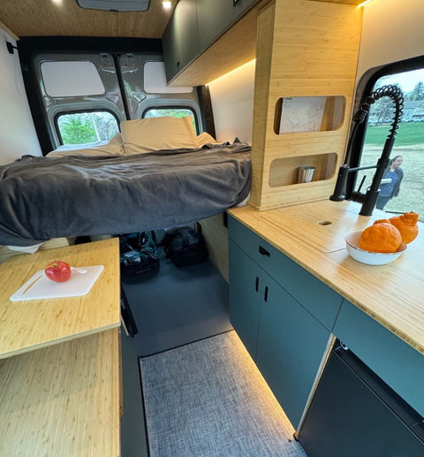 Wilder Abode - the Essentials Sprinter Van — photo 2