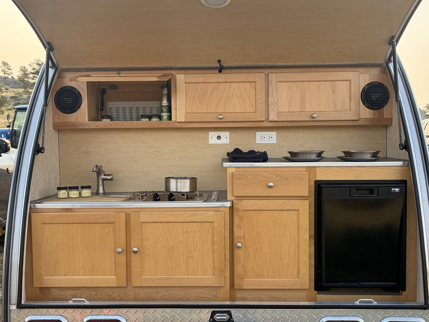 Cozy nuCamp Clamshell Teardrop | Epic Outdoor Kitchen & Adventure Ready!