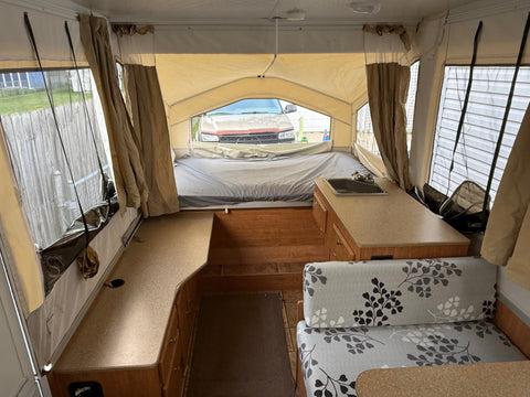 2013 Forest River Rockwood Freedom overland rental