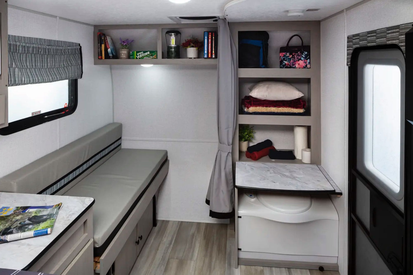 2024 Viking 12000 Rear Outdoor Kitchen — photo 10