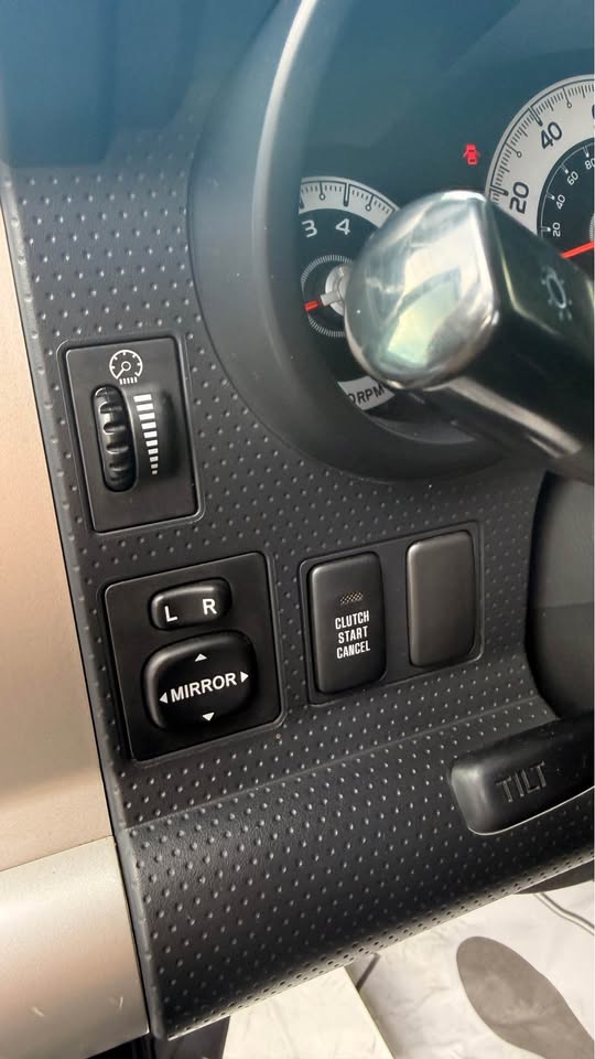 2007 Toyota FJ Cruiser · Manual Transmission in Lynnwood, WA (photo 7) — photo 7