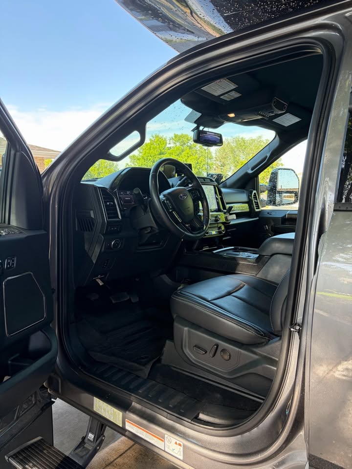 2022 Ford earthroamer lti f-550 super duty in Longmont, CO (photo 9) — photo 9