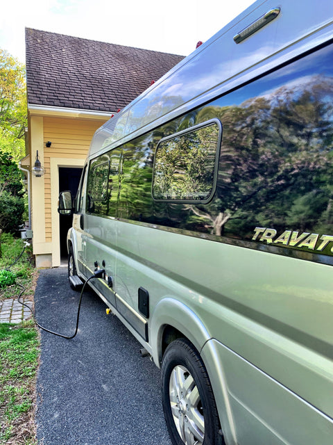 2019 Winnebago Travato — photo 3