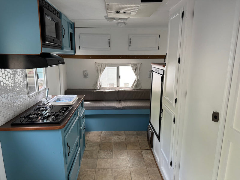 Cozy Trailer with Everything You Need — photo 11