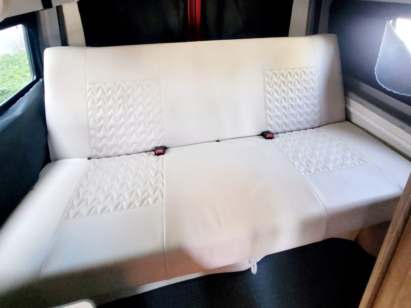  driver/passenger seats — photo 8
