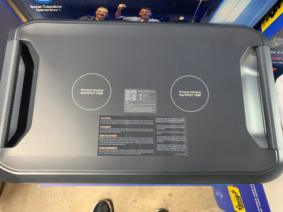 Like New Bluetti AC500 Portable Power Station (needs expansion battery to function) in Junction City, OR (photo 4) — photo 4
