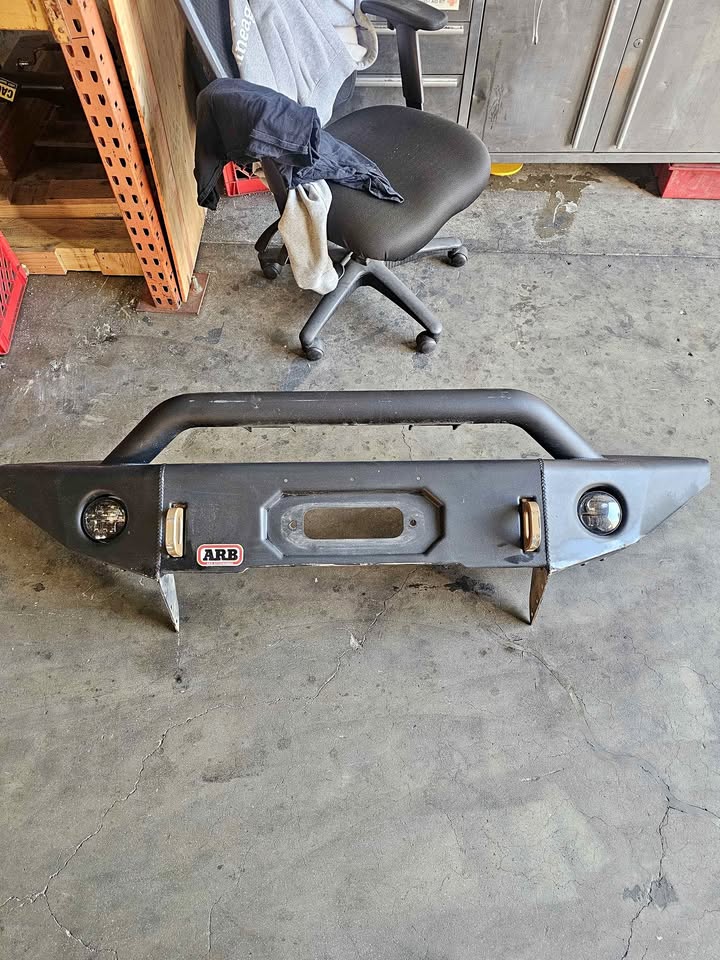 ARB Bondi Deluxe Winch Bumper for 2018-2020 Jeep Wrangler (JL) 3450460 in Corona, CA (photo 1)