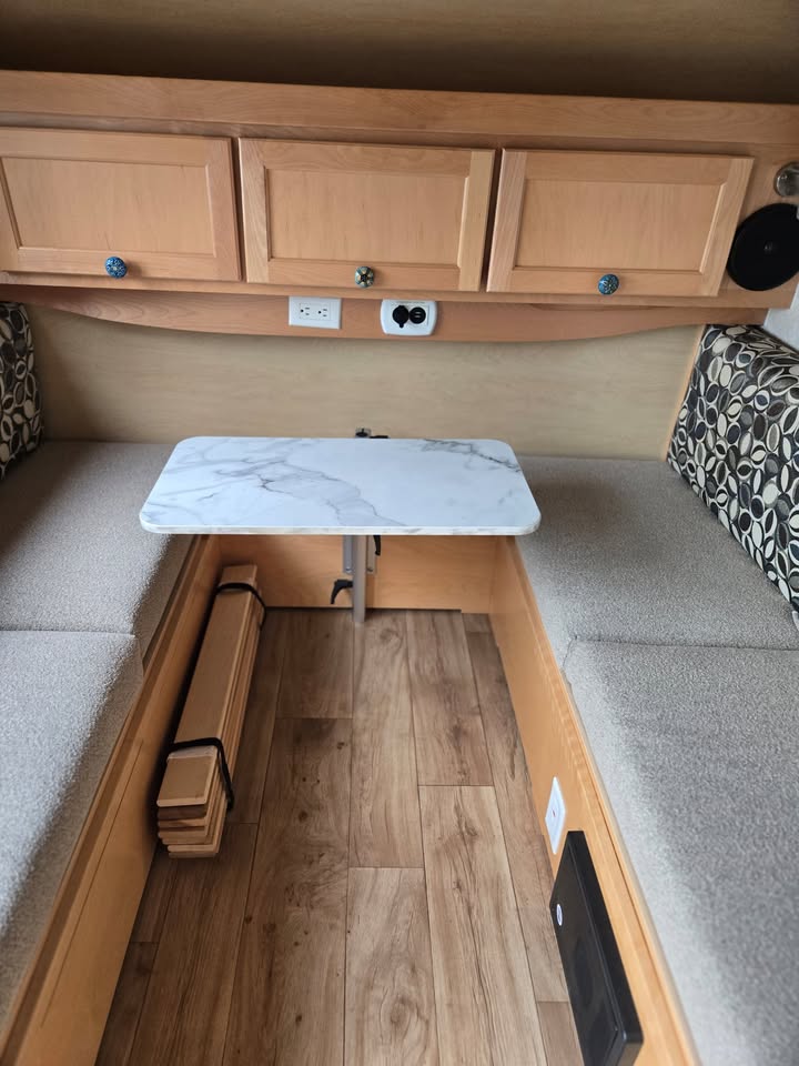 2017 T@B travel trailer CS MAX in Tacoma, WA (photo 2)