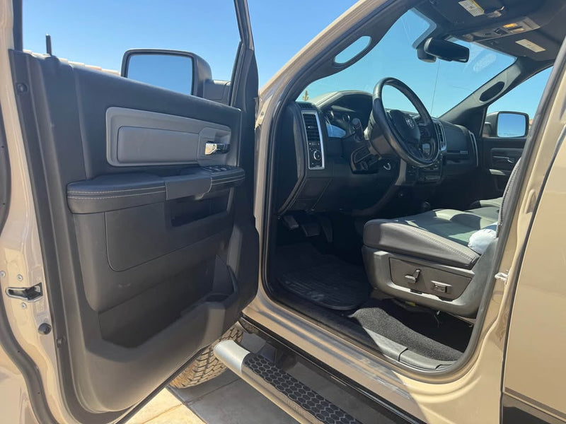 2018 Ram power wagon 4 x 4 recent Tires like new condition 6.4 V
Heavy duty transfer case factory in Cave Creek, AZ (photo 6) — photo 6