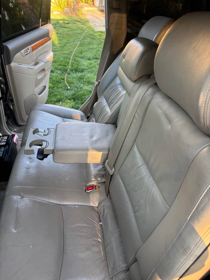 2004 Lexus GX · GX 470 Sport Utility 4D in Fresno, CA (photo 11) — photo 11