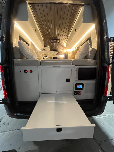 Like-New 2022 Sprinter 4x4 • Ultra-Low Miles • Premium Aluminum Build
