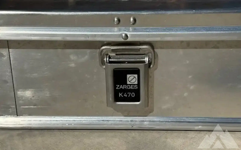 Zarges Aluminum Box with rack mounts - K470-40847 — used cases & cargo boxes for sale (photo 4) — photo 4