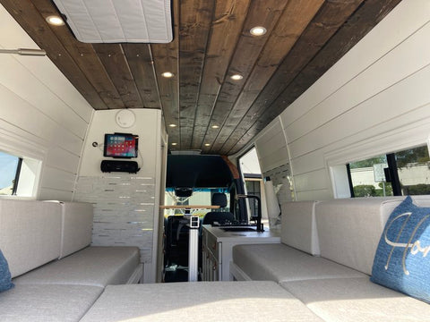 Mercedes-Benz Sprinter Custom — photo 2