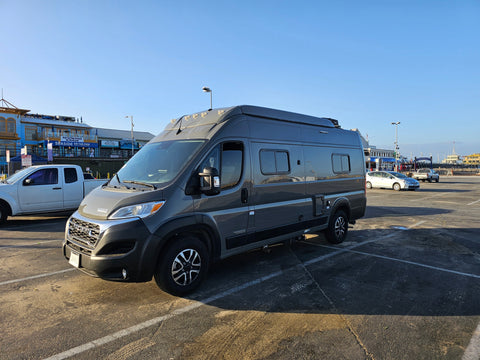 Winnebago Camper Van (Solis 59PX) — photo 5