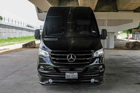 Ultimate Toys Ultimate Coach VIP 10 Passenger Traveler — photo 2