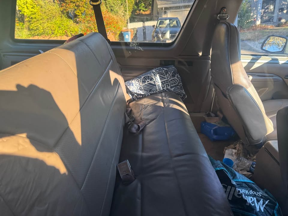1995 Ford Bronco · Eddie Bauer — photo 5