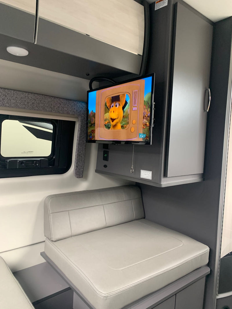  plus an extended lighted awning. Great for RV rental!|Inside a modern RV rental — photo 9