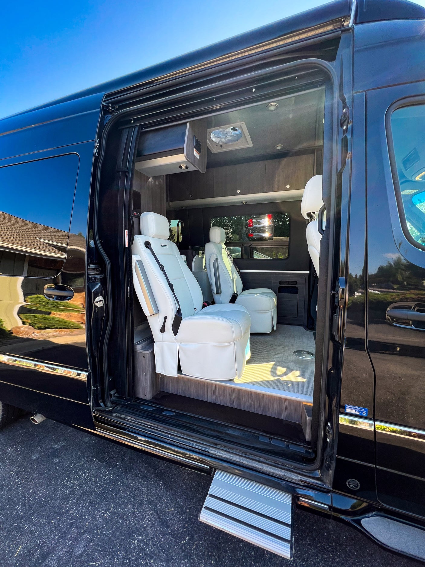 2022 Airstream Interstate