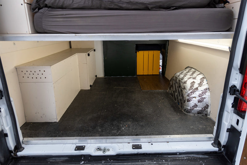  pull-out dining table — photo 19