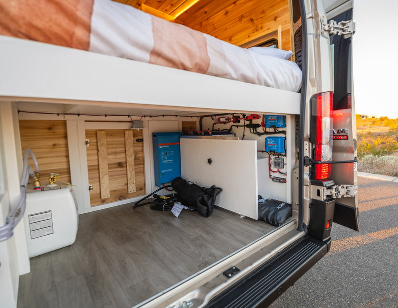 Off-Grid Campervan - Pro-Converted Ram Promaster 2500 — photo 7