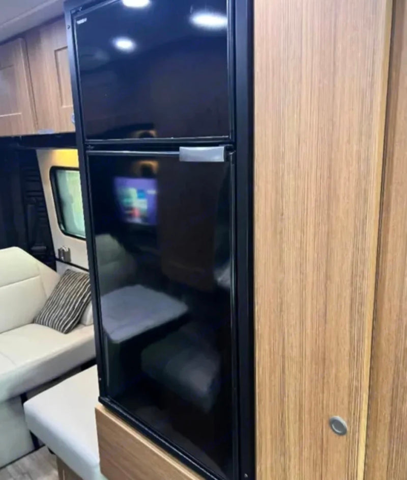 “Maricopa” Easy-to-Drive Class B Van — photo 5