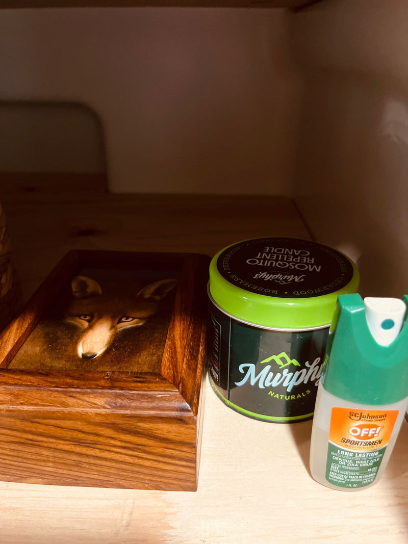  and a road ahead.|Inside a comfy RV rental — photo 19