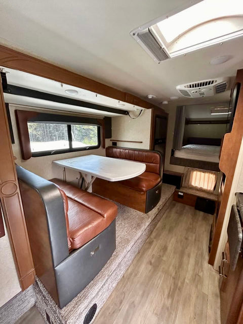 Big Boy Lance Truck Camper w/2 Slides overland rental
