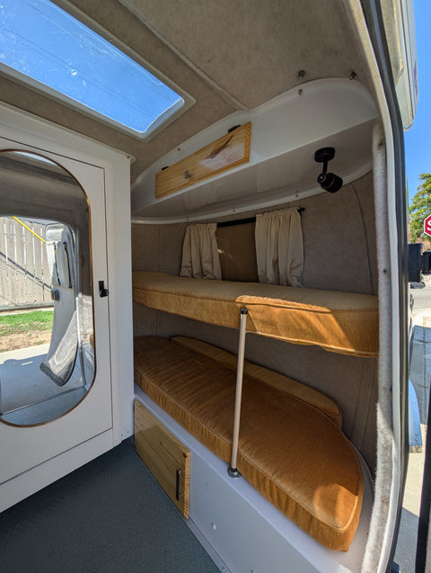 Adorable 16' Scamp layout 4 trail Fully Renovated & Ready for Adventure — photo 3