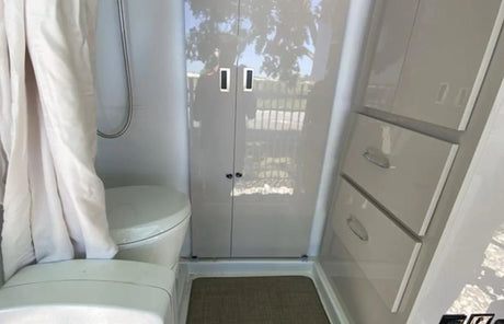 2023 Thor Scope 18M- Camper Van