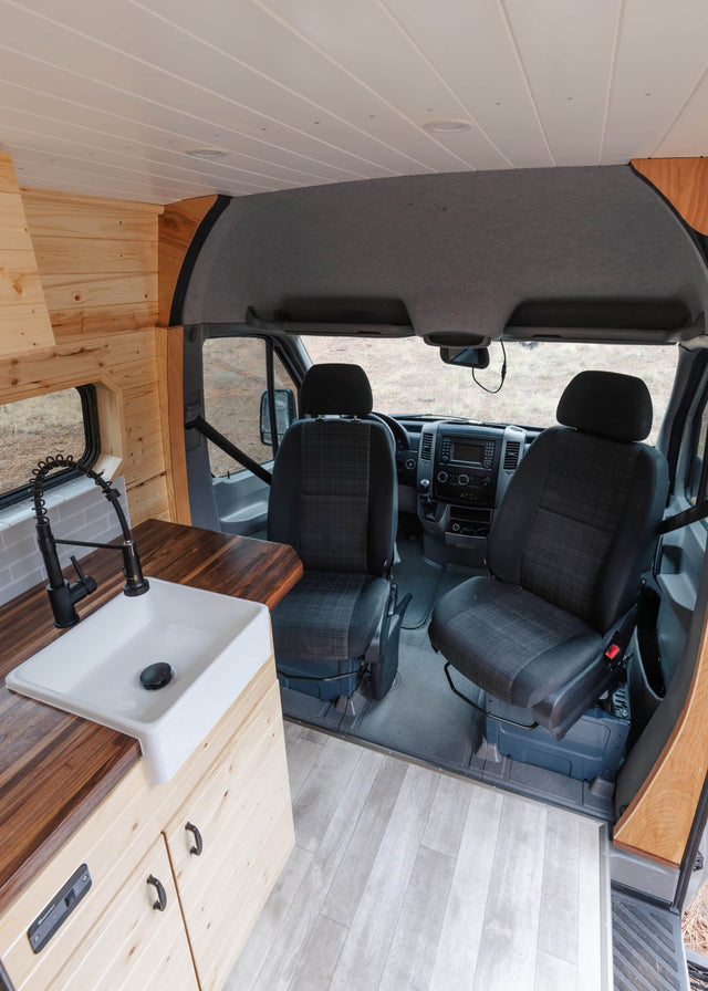  pull-out fridge