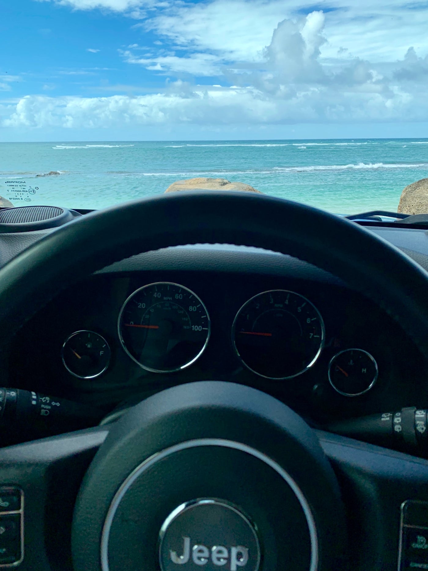 Jeep interior overlooking ocean. A perfect rental trip awaits, alongside rv rental options. — photo 2