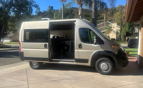2024 CamperVan "Sunny" OFF Grid Heat AND AC - 5 seatbelts! overland rental