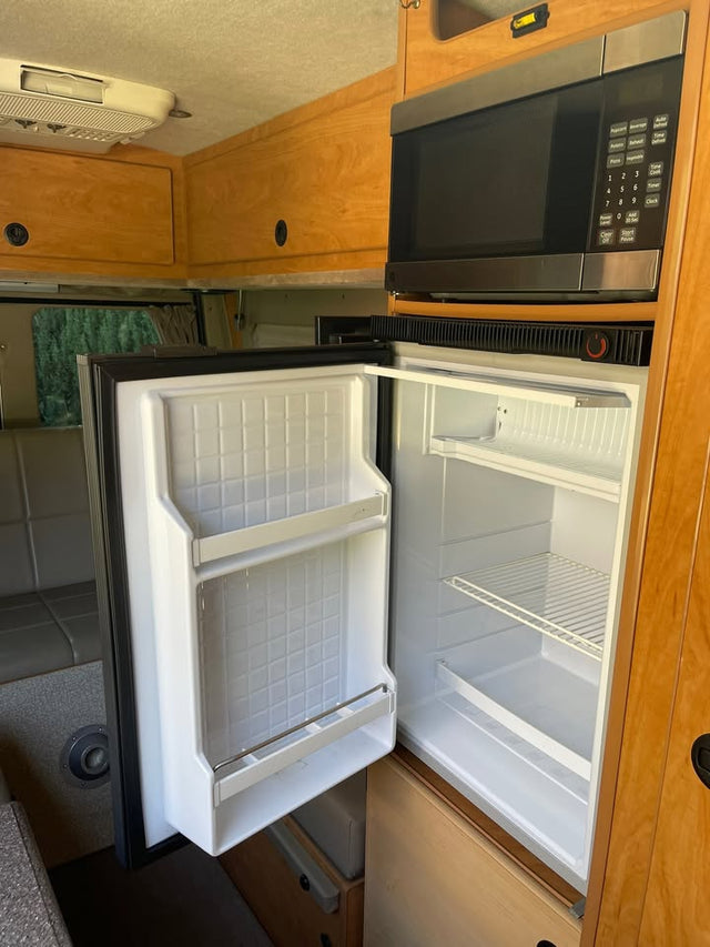 2014 Mercedes-Benz sprinter 144 2500 — photo 3