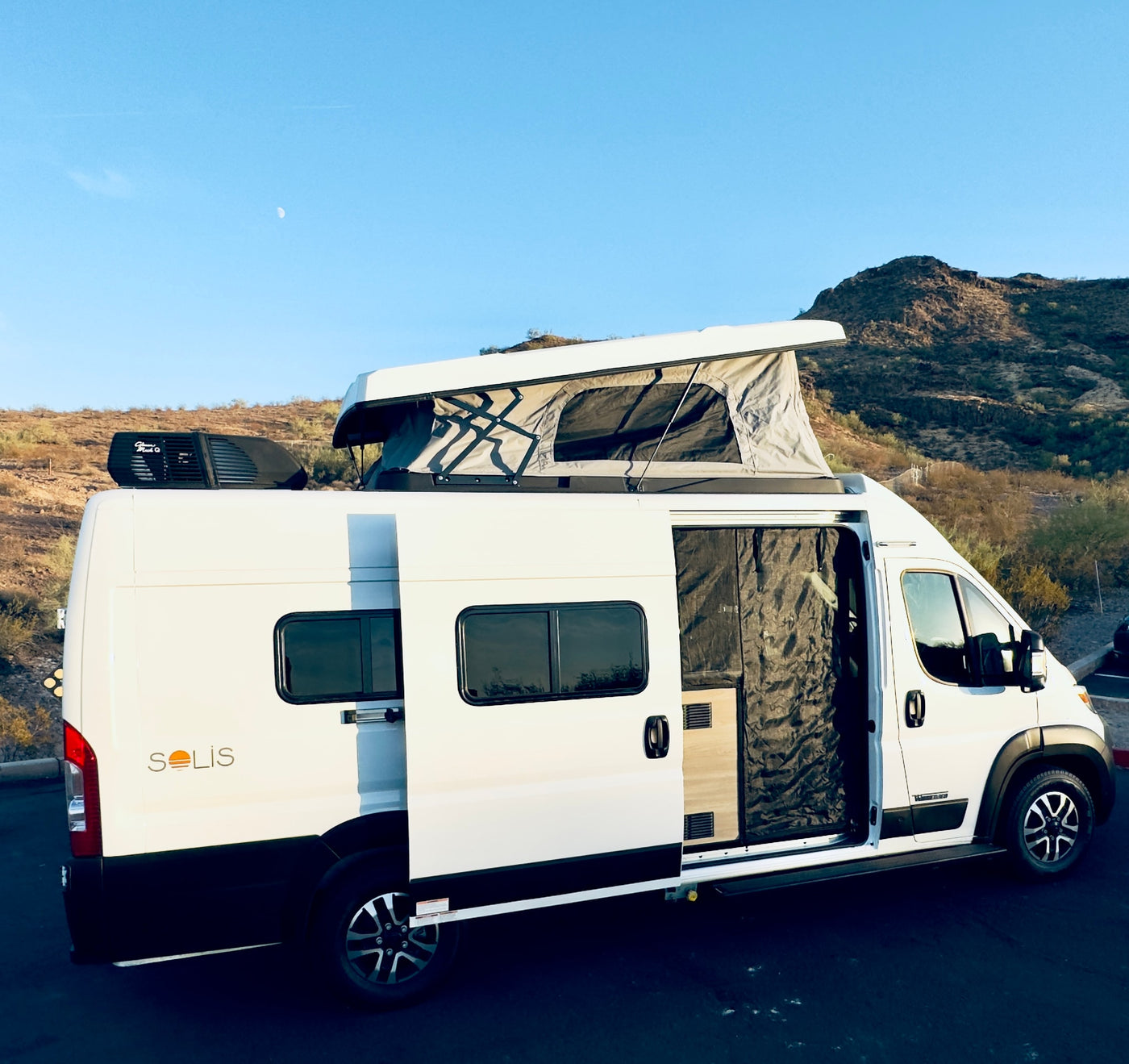  with open side door — photo 2