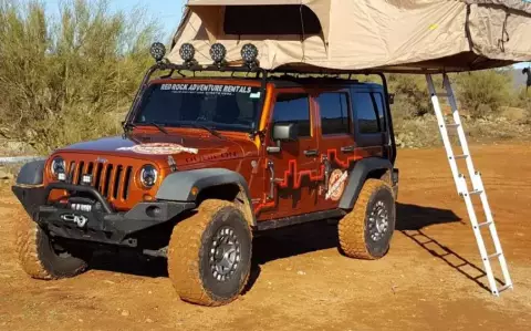 Jeep Overland Rubicon Camper Rental