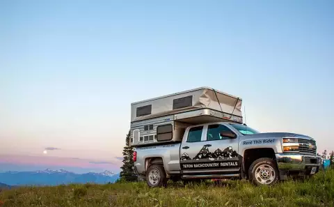 Hawk Truck Camper 2017