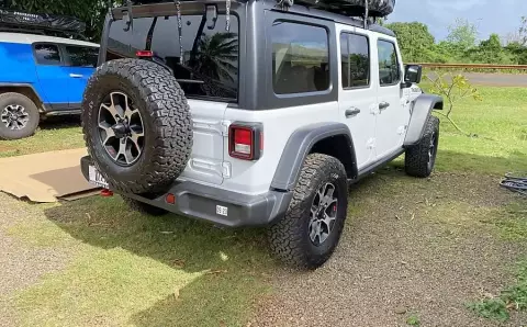 2021 JEEP WRANGLER RUBICON with a Roof Top Tent