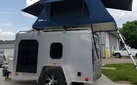 Mini Camper & Roof Top Tent