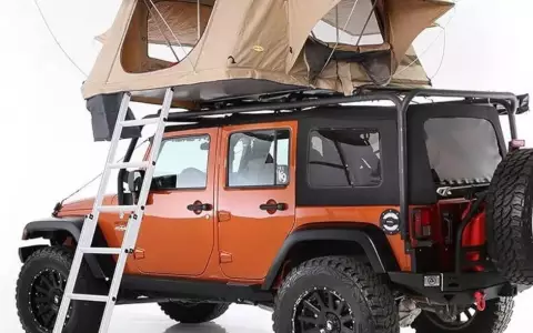 Smitty built rooftop tent w/ bed rack