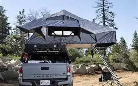 Rooftop tent and bed rack