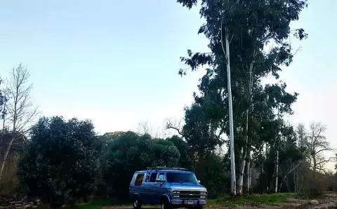 BEAUTIFUL VERSATILE VINTAGE CHEVY VAN