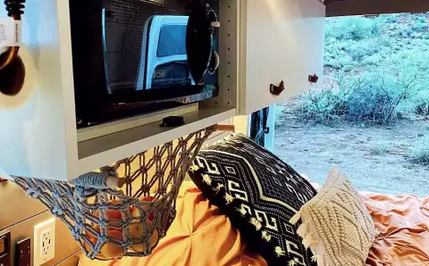 “Catalina” Camper Van, Full Size Shower, Adventure