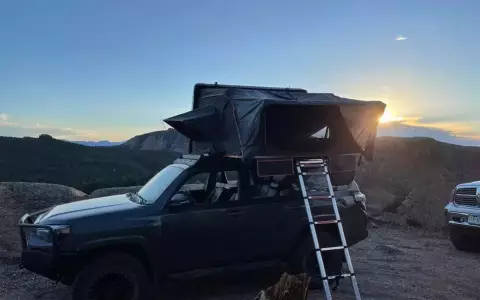 5 Hard-shell Vehicle Rooftop Tents
