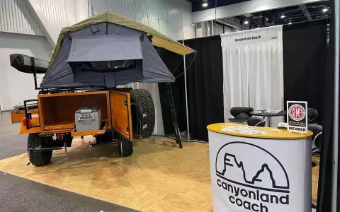 CanyonLand Coach overland rooftop tent trailer