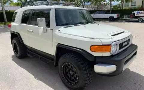 2011 Toyota FJ Cruiser