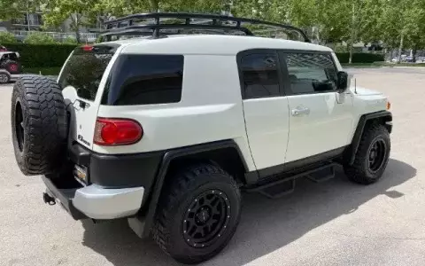 2011 Toyota FJ Cruiser