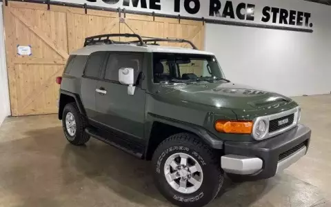 2014 Toyota FJ Cruiser