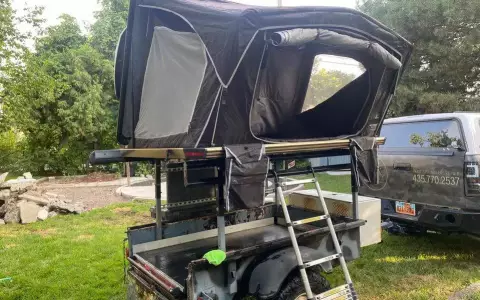 Overland trailer with FSR odyssey tent