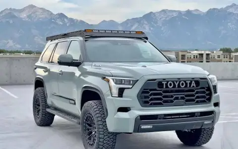 2024 Toyota Sequoia